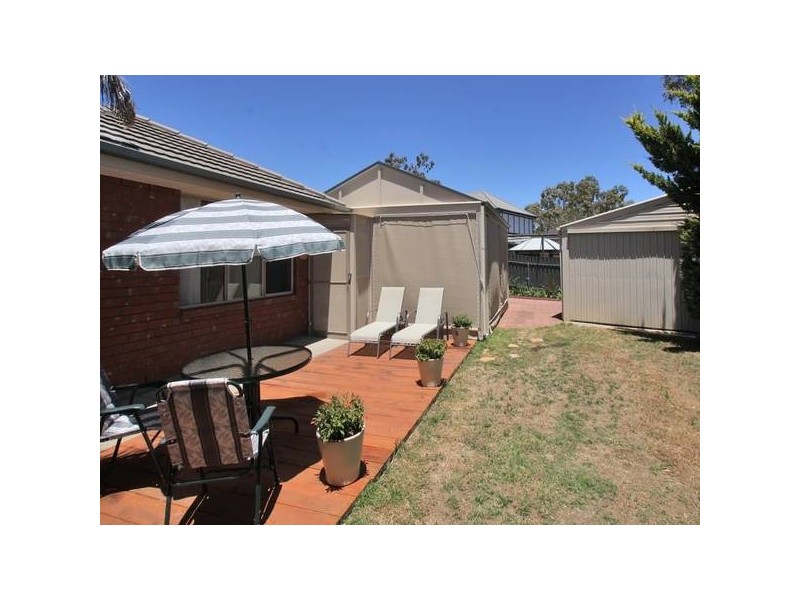 28 Gleneagles Road, Aberfoyle Park SA 5159