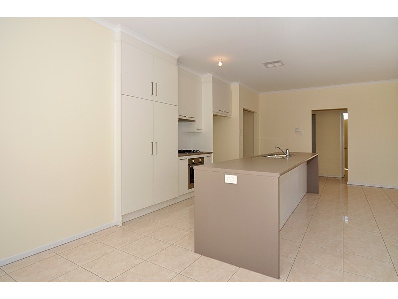 6 Thorne Crescent, Mitchell Park SA 5043