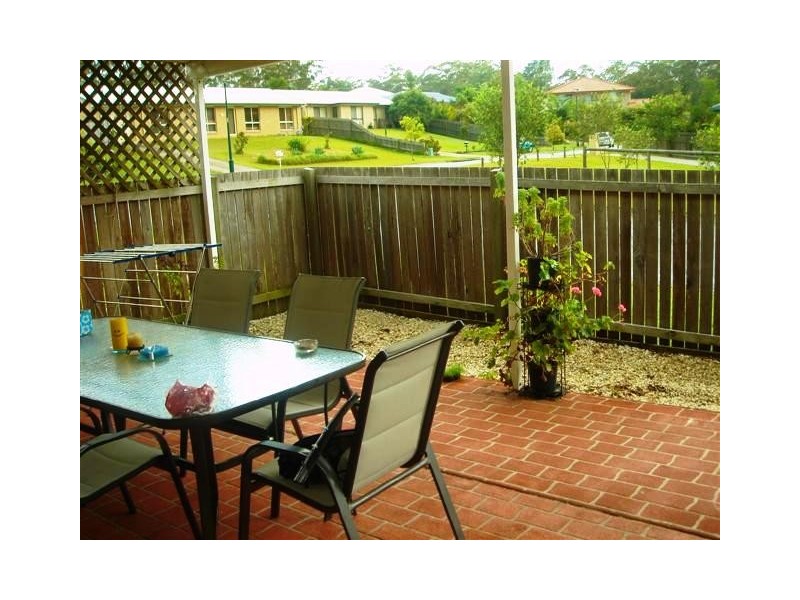1 Olivia Court, Landsborough QLD 4550