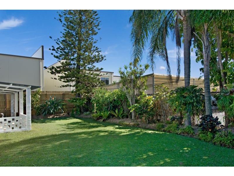 17 Allen Street, Moffat Beach QLD 4551