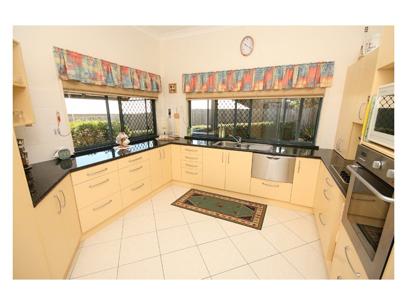 9 The Parkway, Aroona, Caloundra QLD 4551