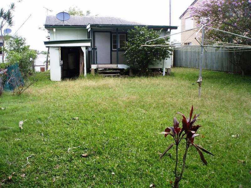 5 Russell Street, Moffat Beach QLD 4551