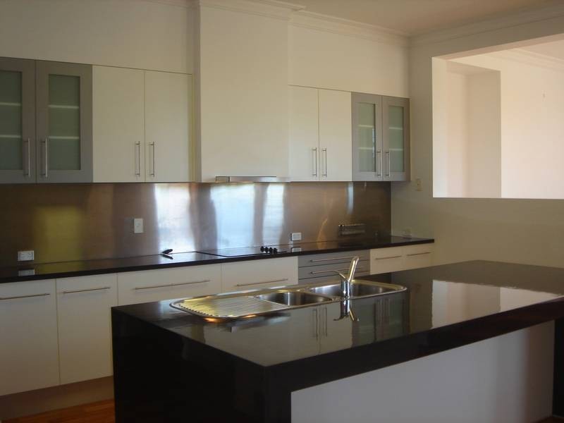 2 Bongaree Drive, Pelican Waters QLD 4551