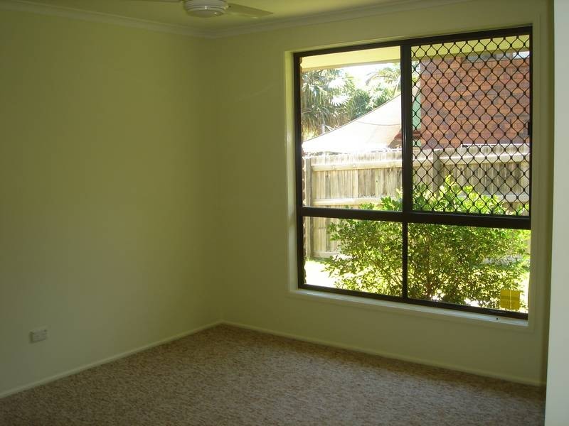 46 Enfield Crescent, Battery Hill QLD 4551