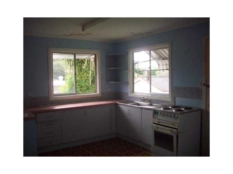 5 Mayes Avenue, Caloundra QLD 4551