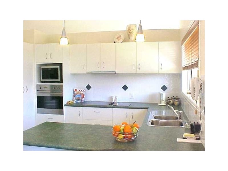 5 Fernleaf Court, Currimundi QLD 4551