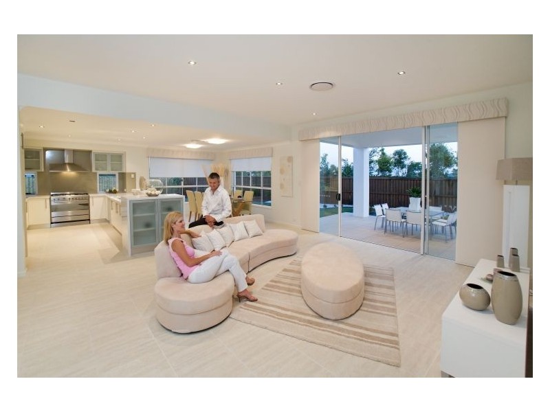 5 Columba Place, Pelican Waters QLD 4551