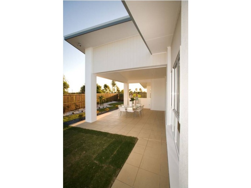 5 Columba Place, Pelican Waters QLD 4551