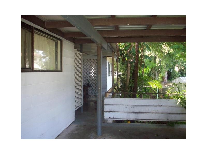 2/49 Queen Street, Caloundra QLD 4551