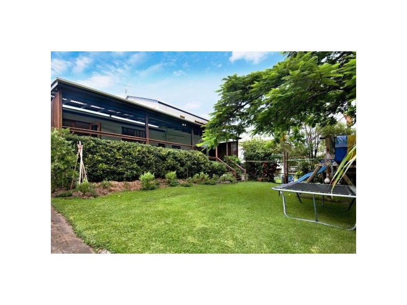 10 Derby Road, Moffat Beach QLD 4551