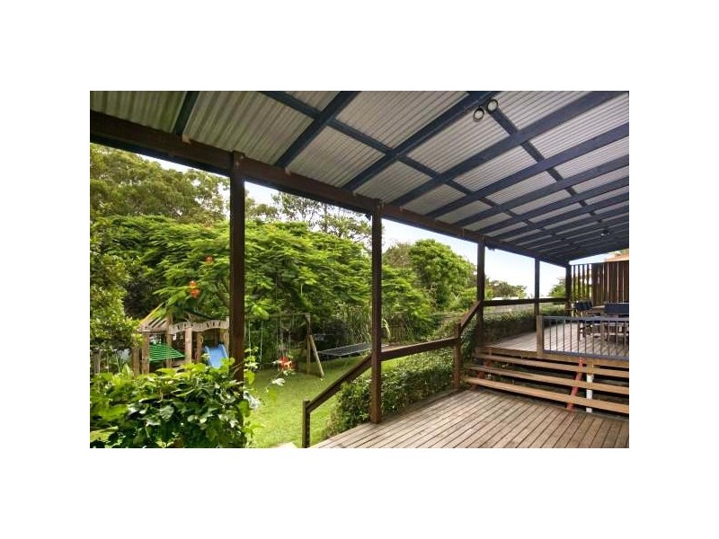10 Derby Road, Moffat Beach QLD 4551