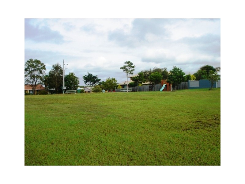 14 Anderson Street, Battery Hill QLD 4551