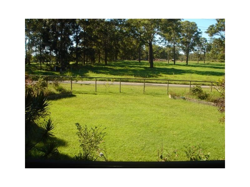 37 Rainforest Drive, Meridan Plains QLD 4551