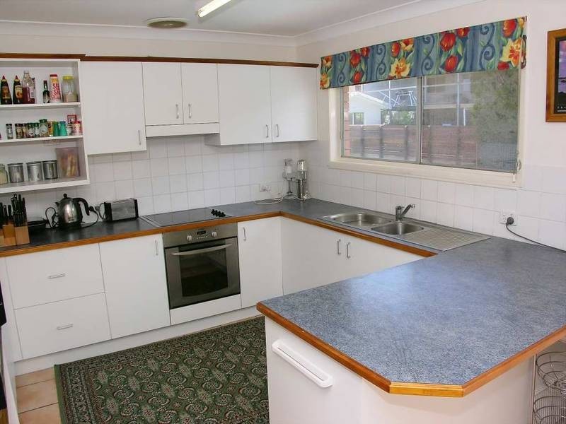 20 Ikara Street, Battery Hill QLD 4551