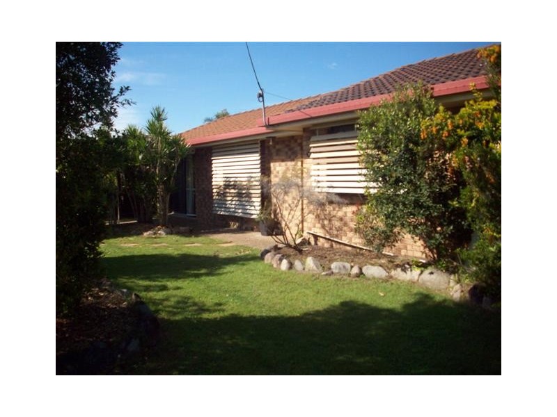 4 Ambako Place, Golden Beach QLD 4551