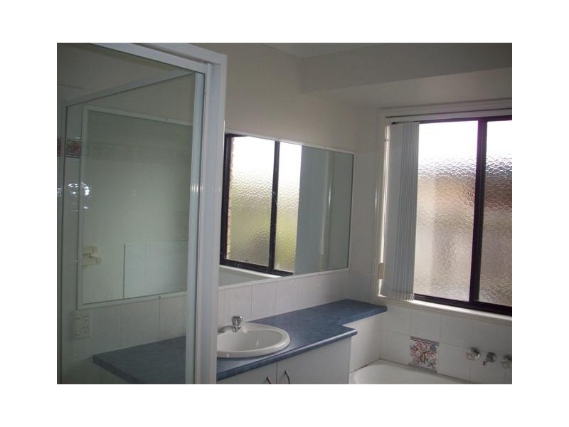 11 Kilbride Circuit, Caloundra West QLD 4551