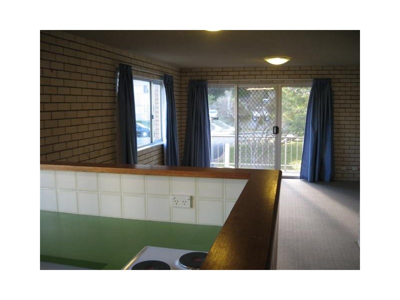6/16 Moreton Parade, Kings Beach QLD 4551
