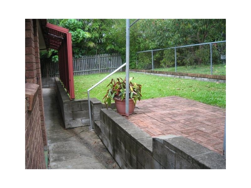 2/8 First Avenue, Caloundra QLD 4551