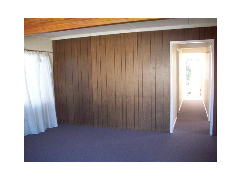 8 Kalinga Street, Caloundra QLD 4551