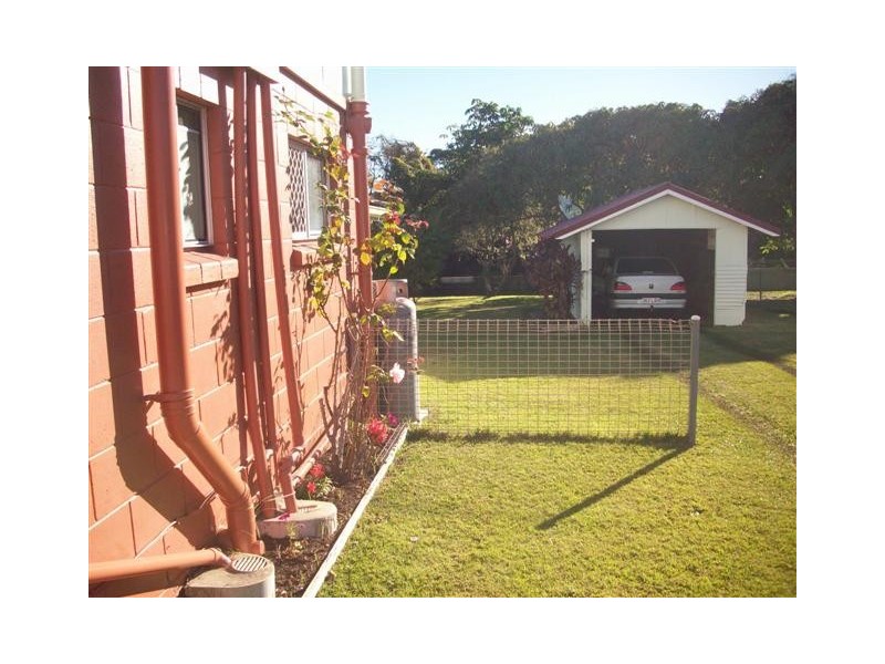 8 Kalinga Street, Caloundra QLD 4551
