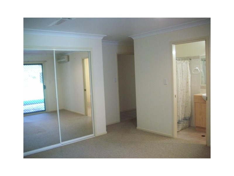 20 Bluegrass Street, Little Mountain QLD 4551