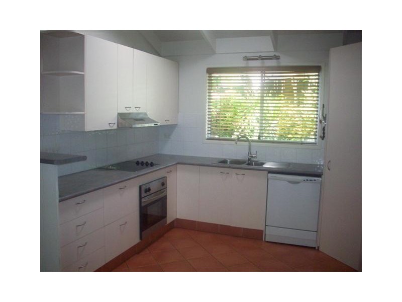 Nicklin Way, Warana QLD 4575