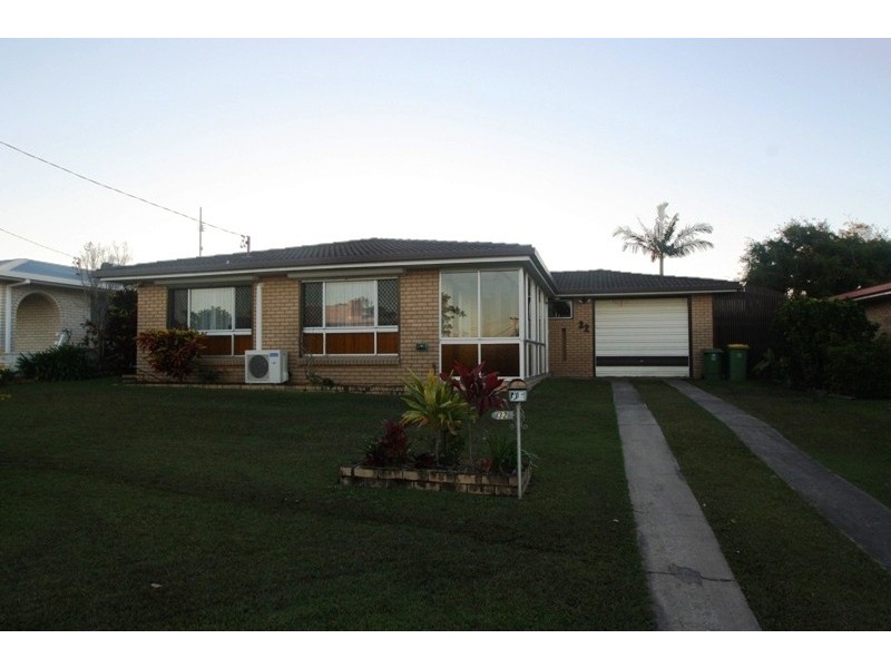 Coonowrin Street, Battery Hill QLD 4551