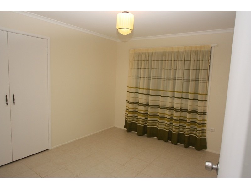 Coonowrin Street, Battery Hill QLD 4551