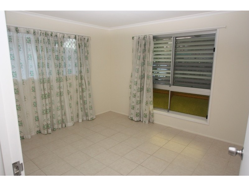 Coonowrin Street, Battery Hill QLD 4551