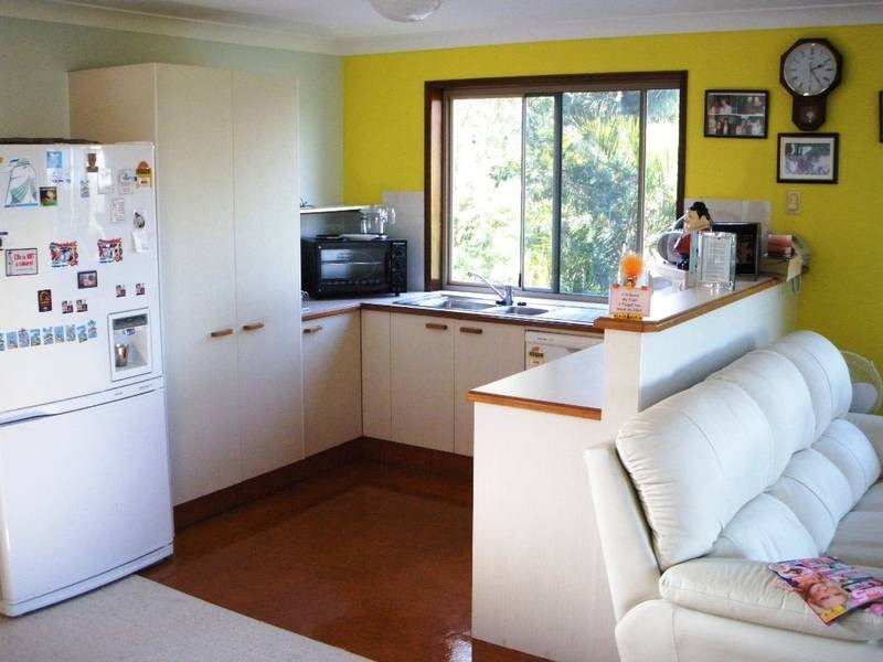 2 Kingfisher Street, Aroona QLD 4551