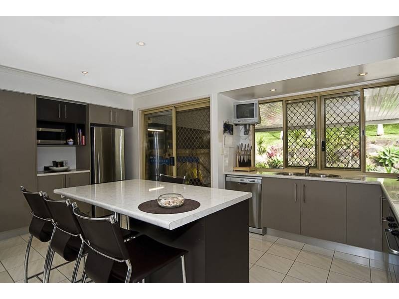 10 Heron Drive, Aroona QLD 4551