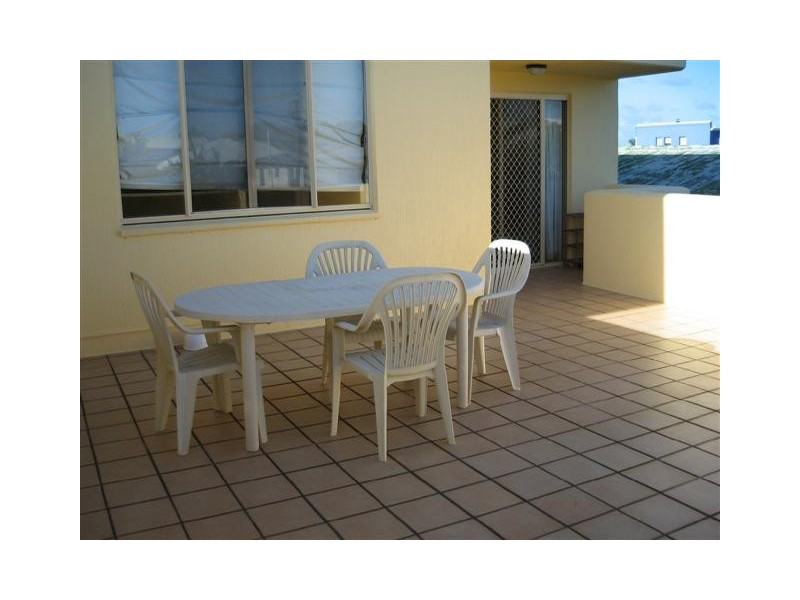 1/9 Rooke Street, Dicky Beach QLD 4551