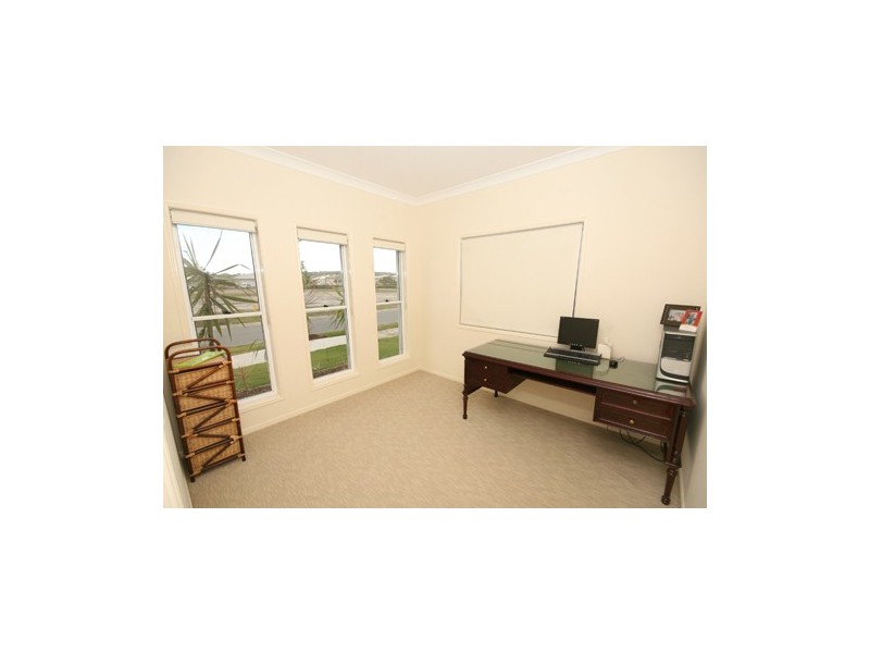 27 Howitt Street, Caloundra West QLD 4551