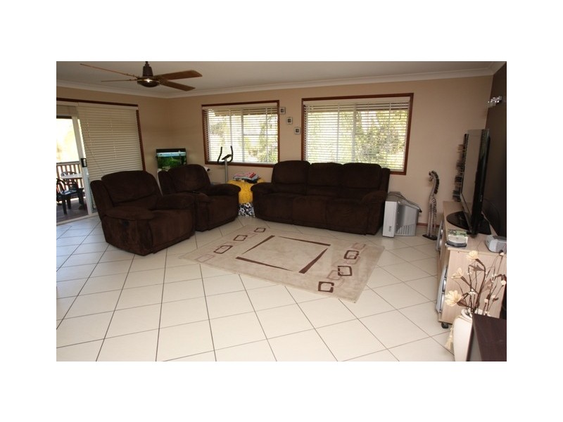 2 Shearwater Court, Aroona QLD 4551