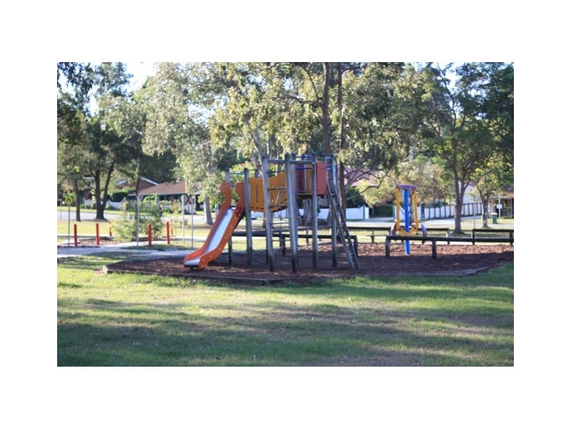 2 Shearwater Court, Aroona QLD 4551