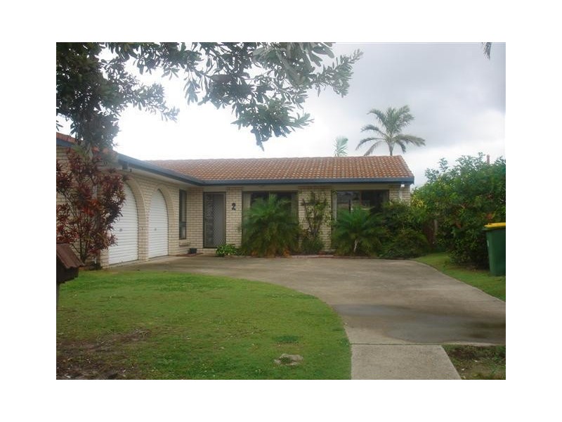 2 Kambora Street, Warana QLD 4575