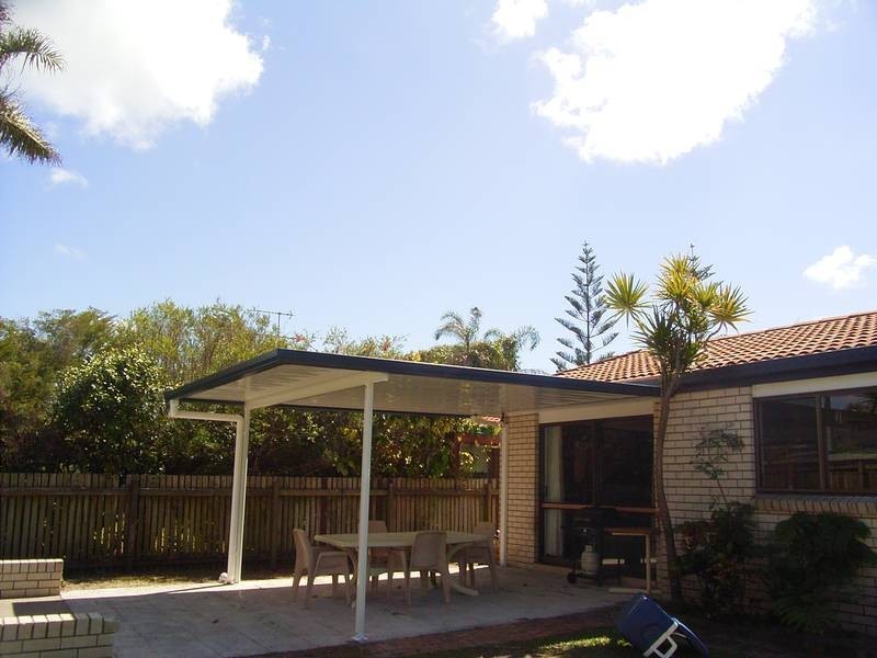 2 Kambora Street, Warana QLD 4575