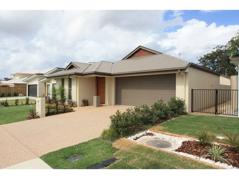 28 Elvena Cct, Little Mountain QLD 4551