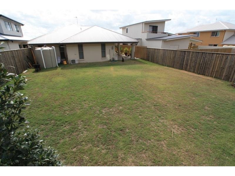 28 Elvena Cct, Little Mountain QLD 4551