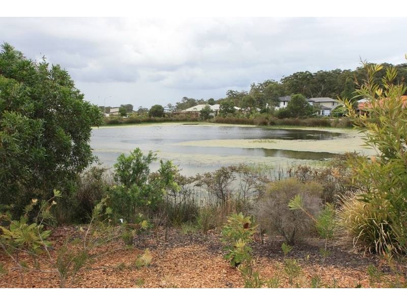 28 Elvena Cct, Little Mountain QLD 4551