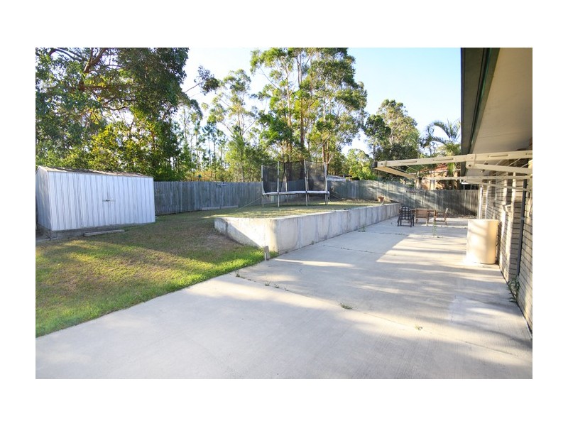 3 Heathglen Court, Little Mountain QLD 4551