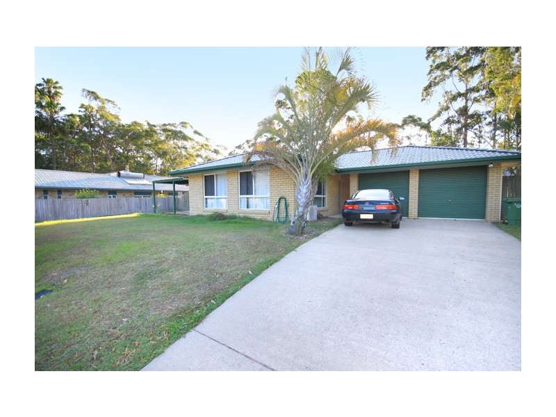 3 Heathglen Court, Little Mountain QLD 4551