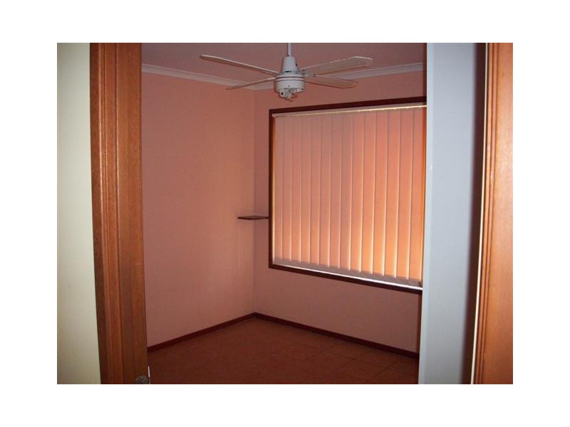 281 Nicklin Way, Warana QLD 4575