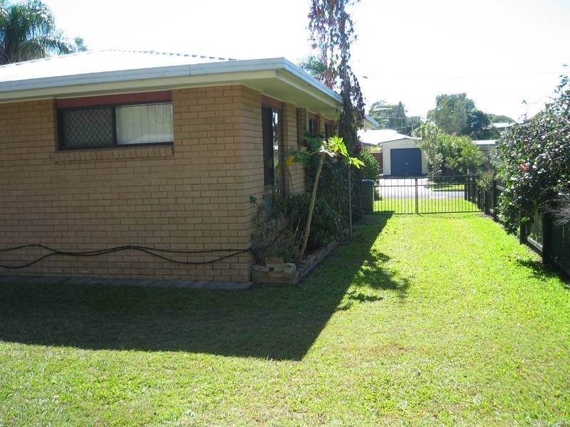 6 Sutherland Street, Dicky Beach QLD 4551