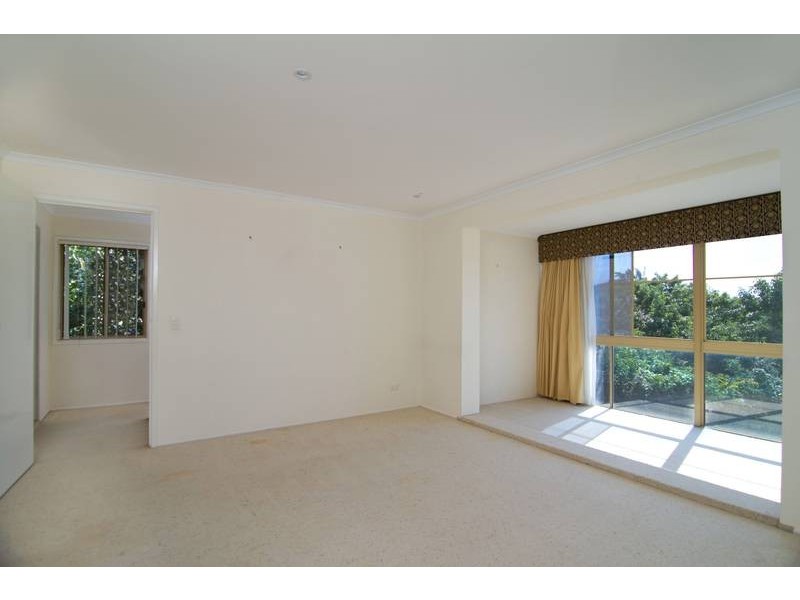 17 Beausang Street, Caloundra QLD 4551