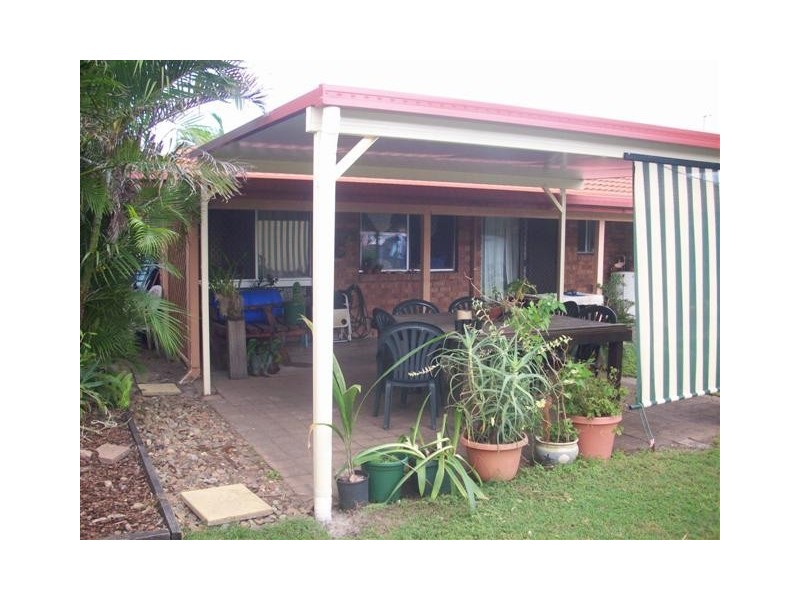 32 Girraween Street, Warana QLD 4575