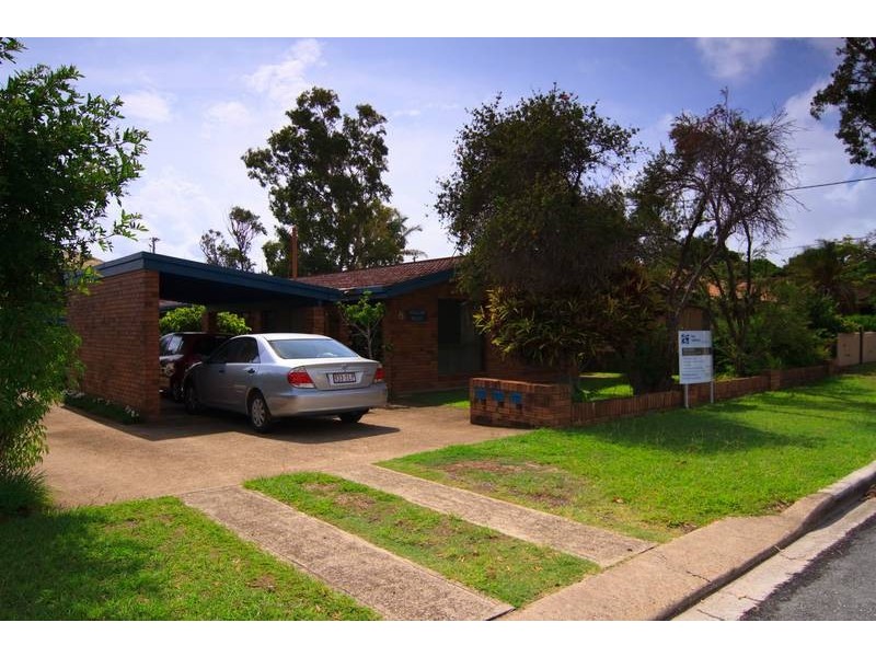 8 Orsova Terrace, Caloundra QLD 4551