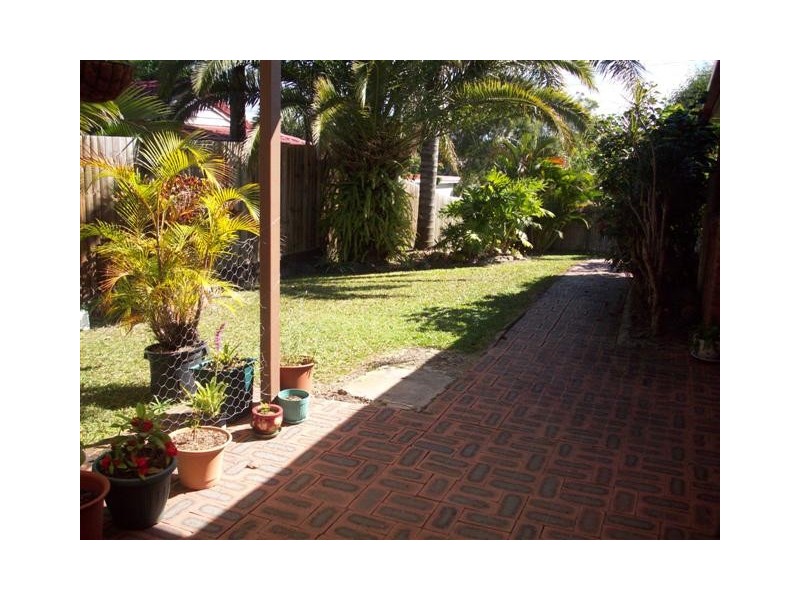 46 Enfield Crescent, Battery Hill QLD 4551