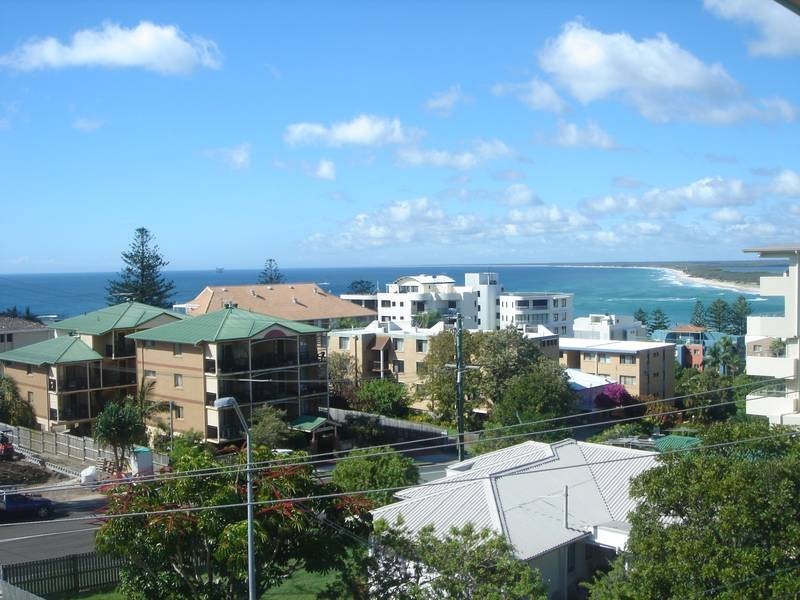 5/10 Dingle Ave, Caloundra QLD 4551