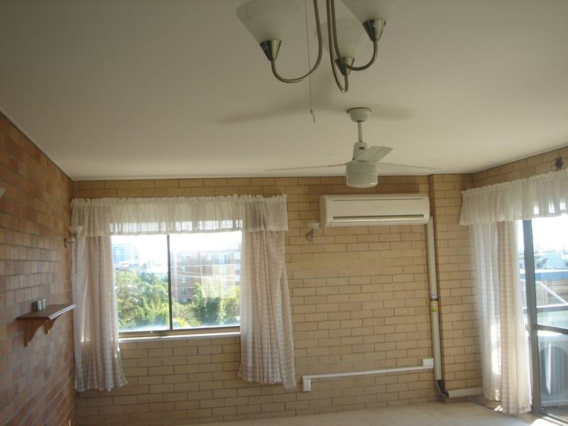 5/10 Dingle Ave, Caloundra QLD 4551